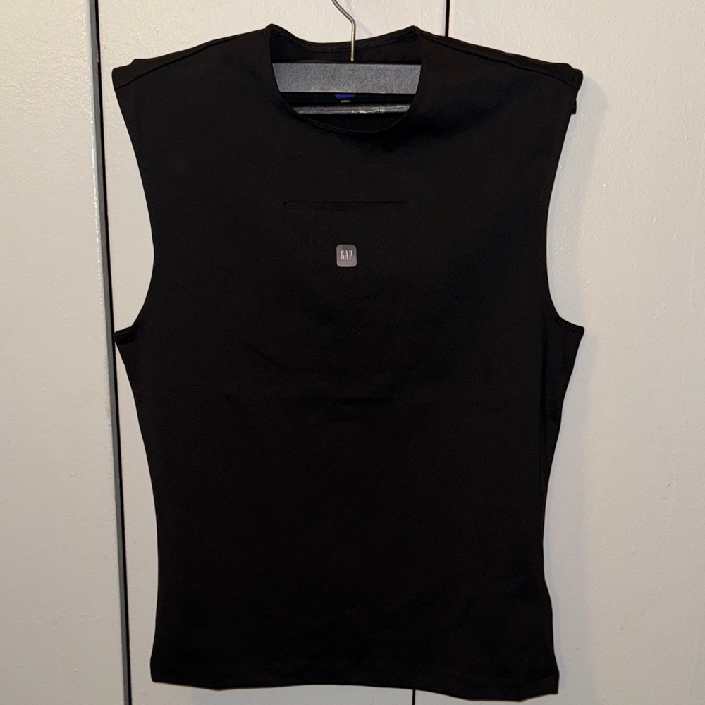 YzY GAP Black Muscle Tee